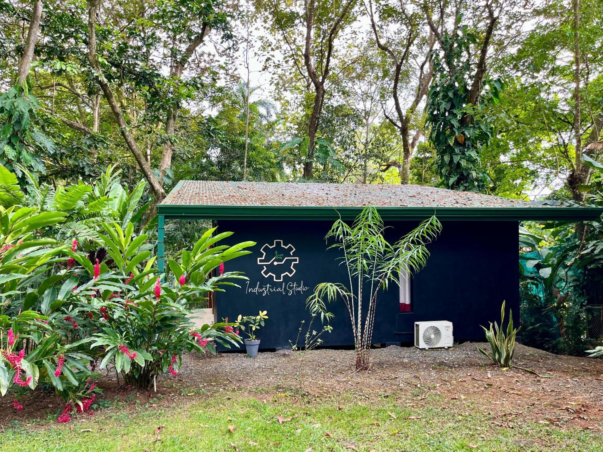 Industrial Studio With Private Jacuzzi Uvita Exterior foto