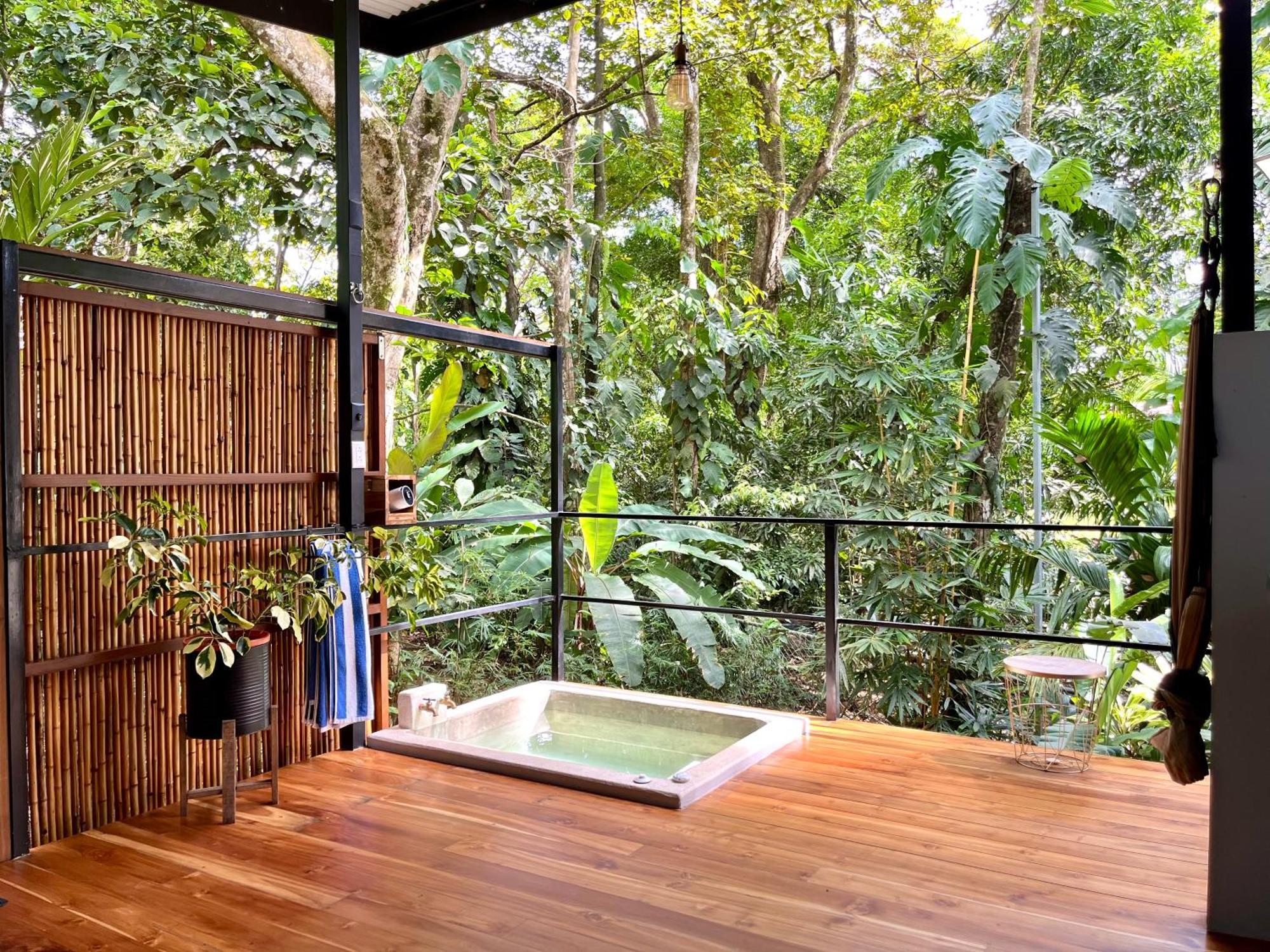 Industrial Studio With Private Jacuzzi Uvita Exterior foto