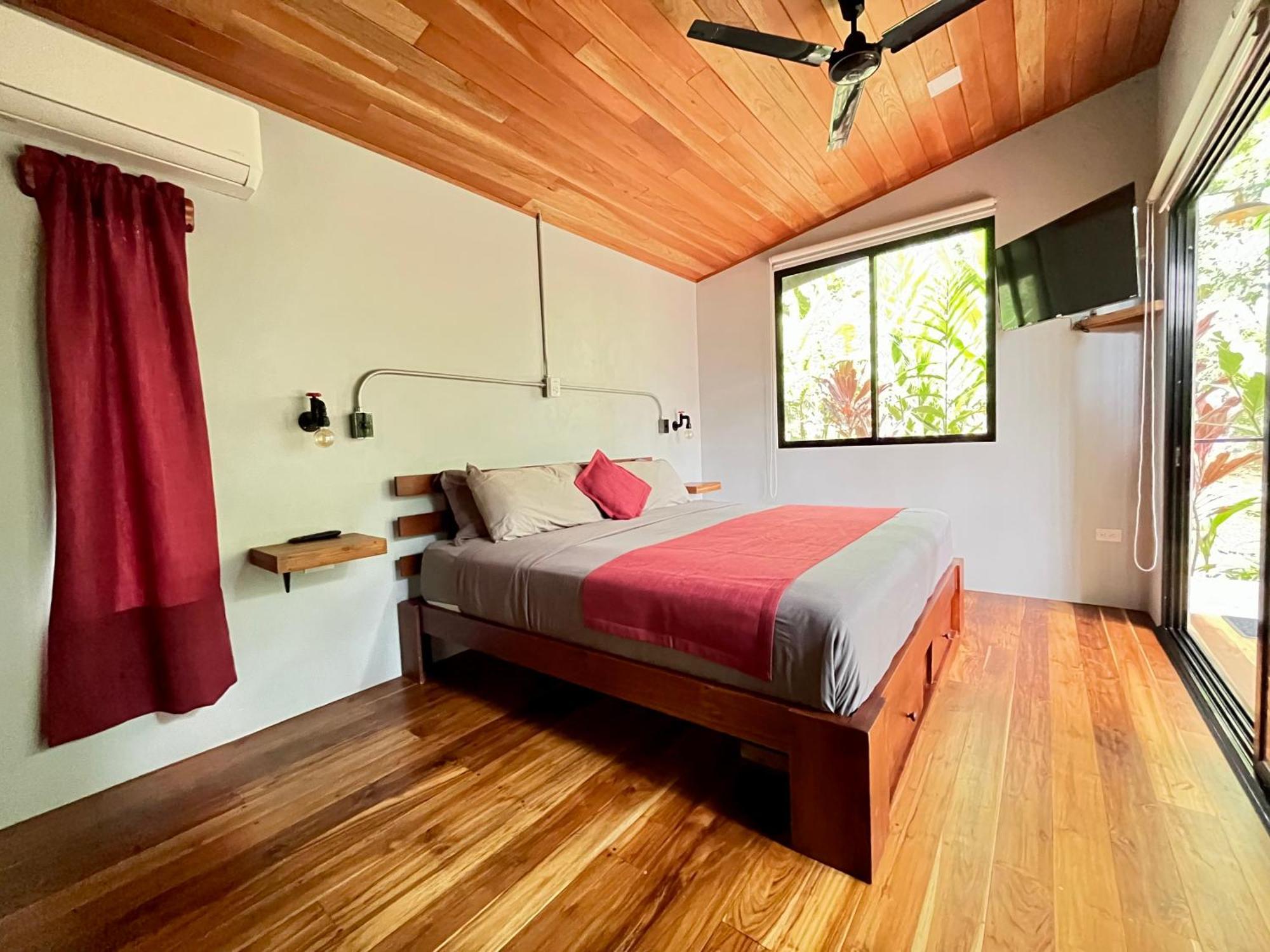 Industrial Studio With Private Jacuzzi Uvita Exterior foto