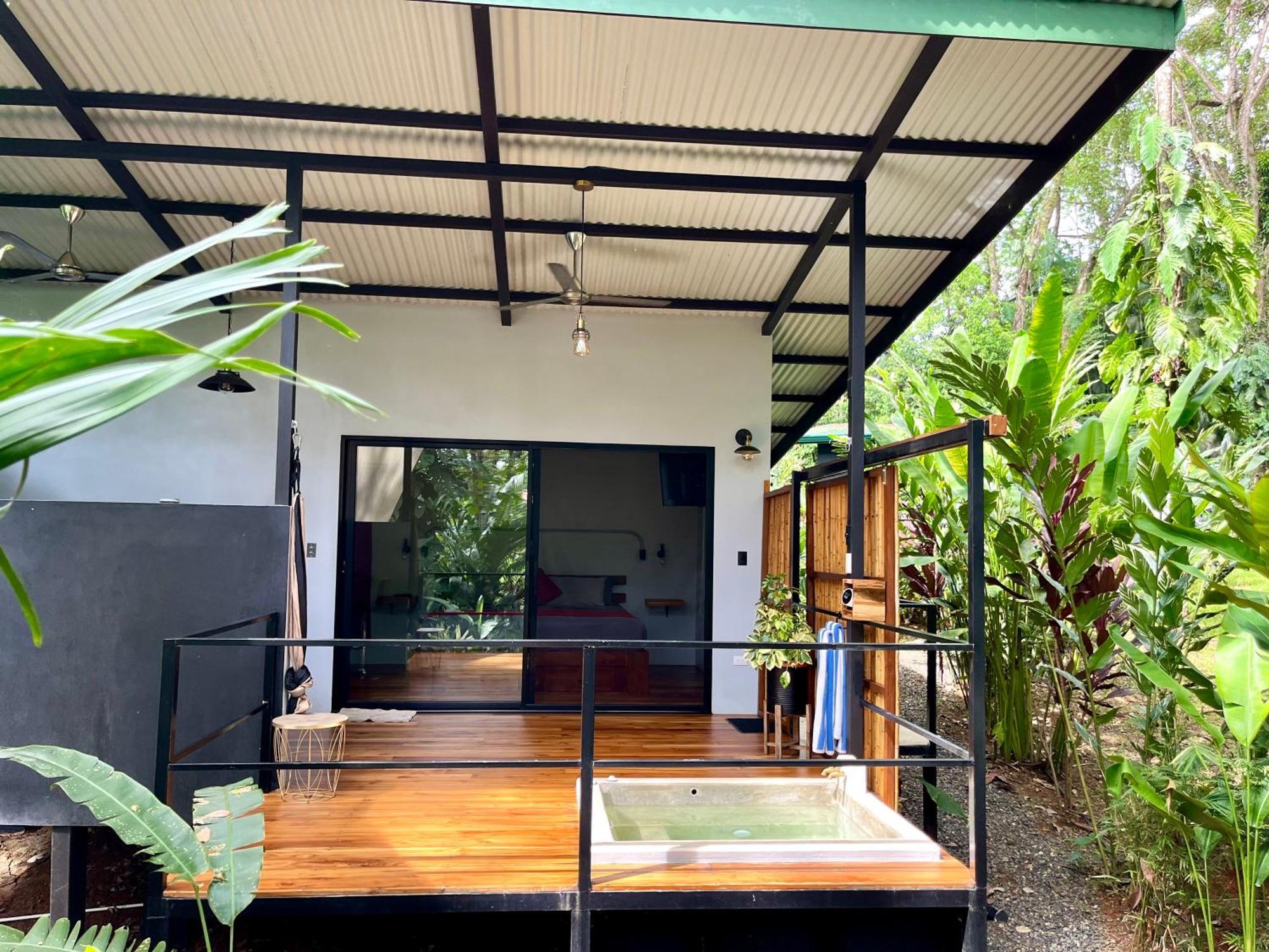Industrial Studio With Private Jacuzzi Uvita Exterior foto
